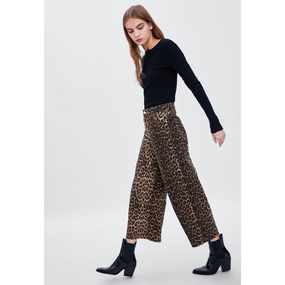Leopard Print Culotte Jeans - Picture 6 of 9